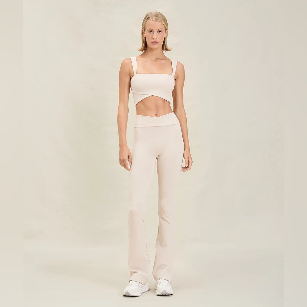 DEVON WINDSOR Dune Bra Sara Top and Flare Salem Leggings